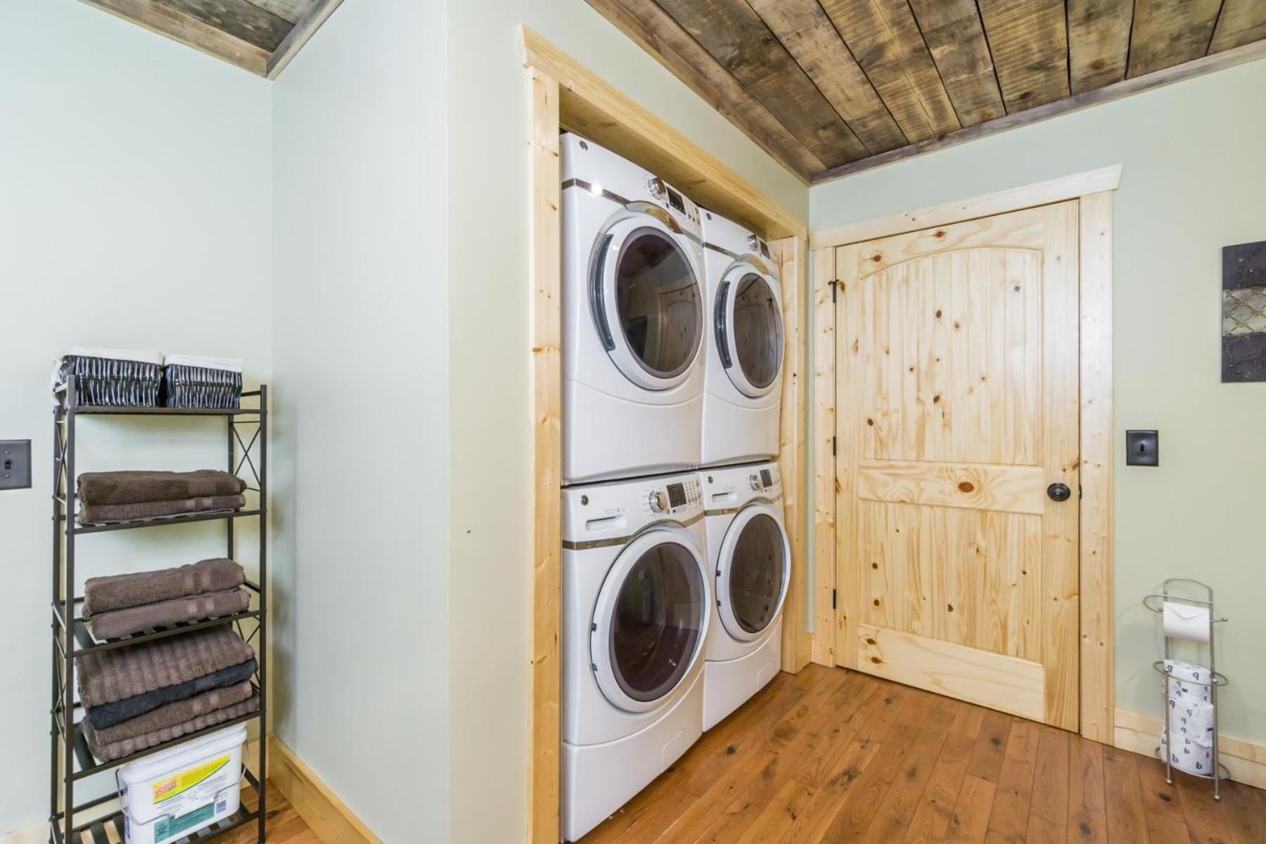 הוילה דלונגה New Listing! Wine Country Retreat - 2 Bed, Hot Tub מראה חיצוני תמונה