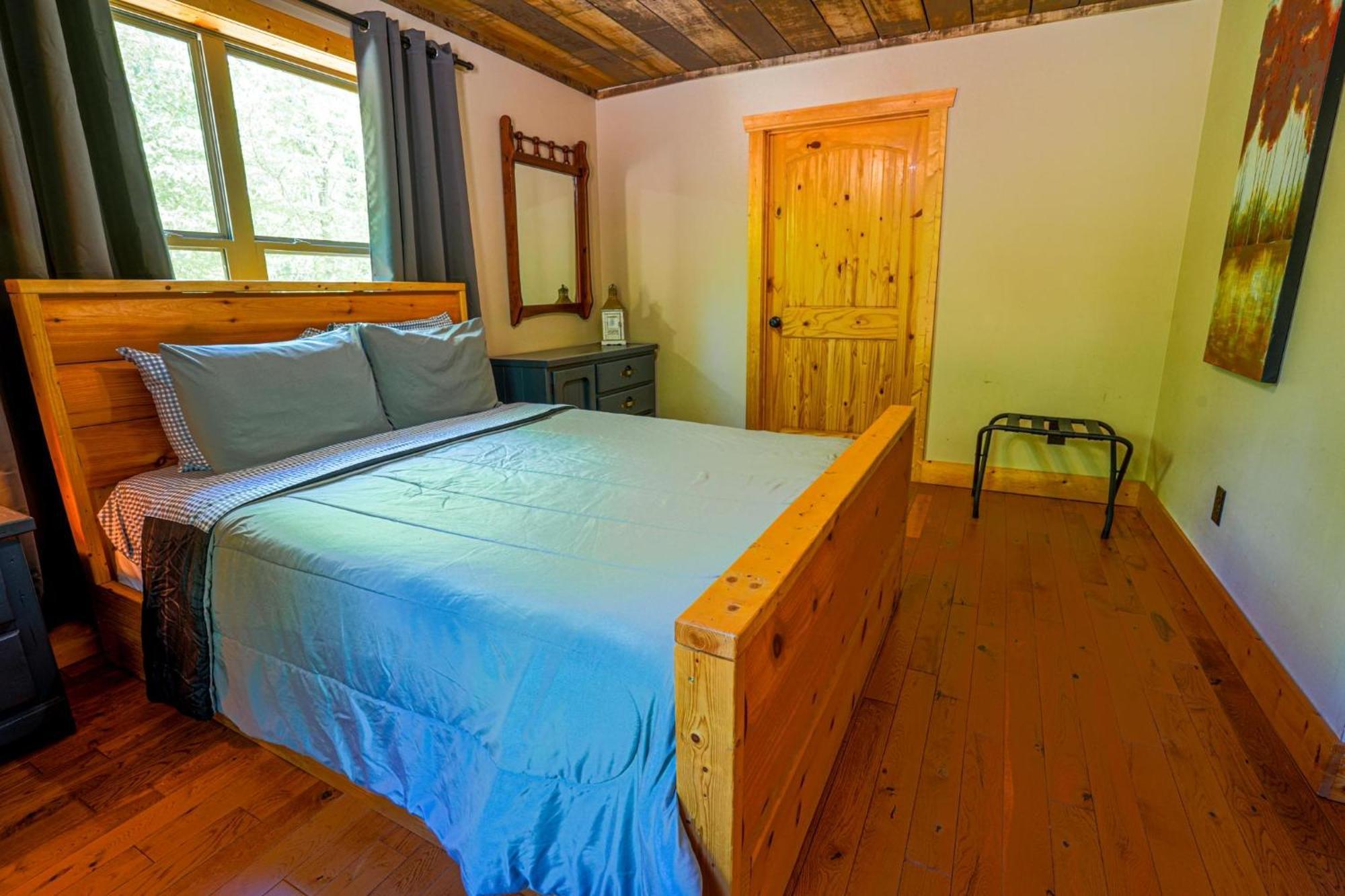 הוילה דלונגה New Listing! Wine Country Retreat - 2 Bed, Hot Tub מראה חיצוני תמונה